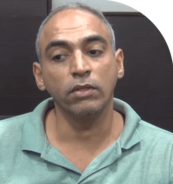 Mehboob Quadri receive Spinal Decompression Treatment at ANSSI